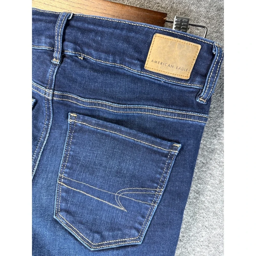 American Eagle Hi-Rise Artist Flare Jeans Dark Wash Double Button‎ Size 4 Short